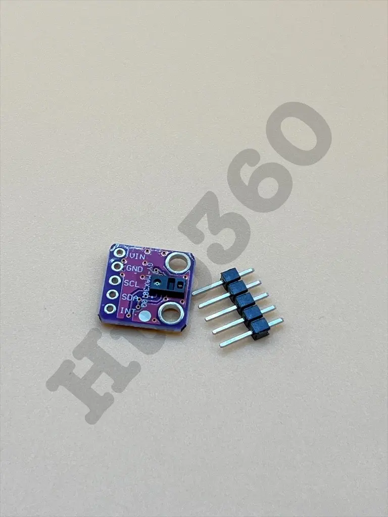 VMZQ8660.webp