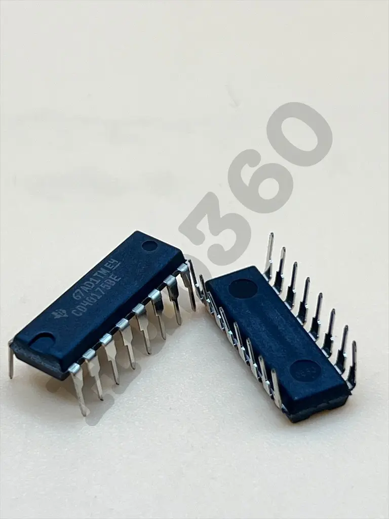 UEOS8888.webp