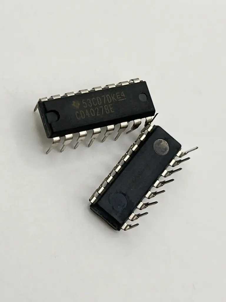CD4027 dual JK master-slave trigger