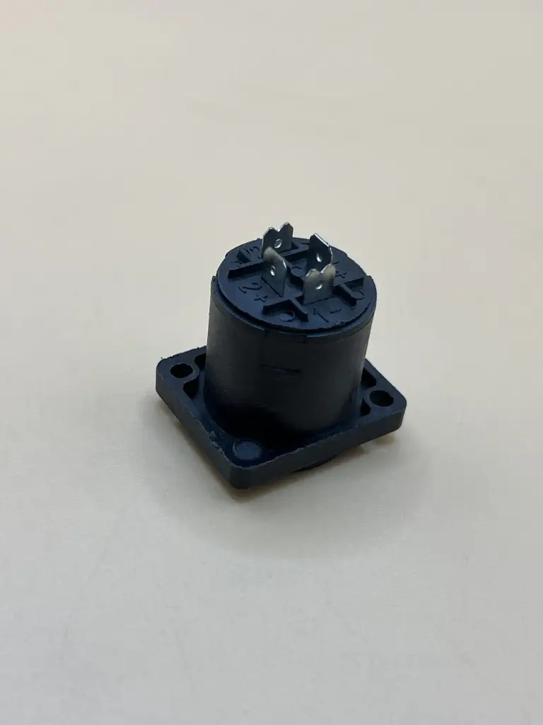 Small Speaker Socket