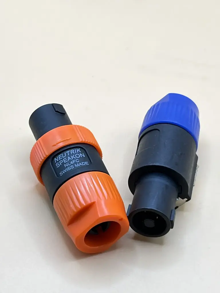 Neutrik Speakon NL4FC microphone Audio plug