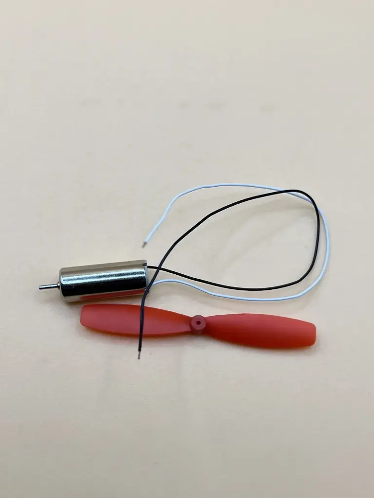 820 Coreless High-Speed Motor with Propeller