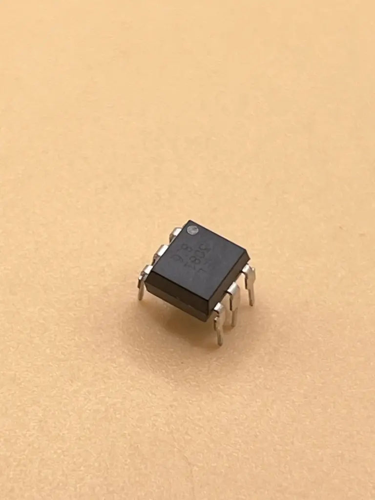 EL3081 equivalent to MOC3081 optocoupler