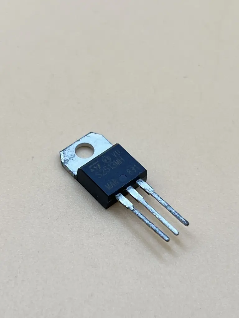 S2513 thyristor