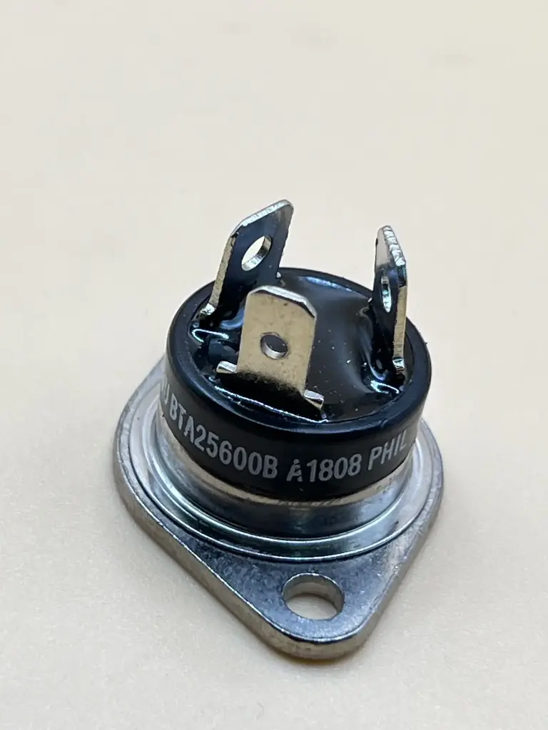 BTA25-600B thyristor