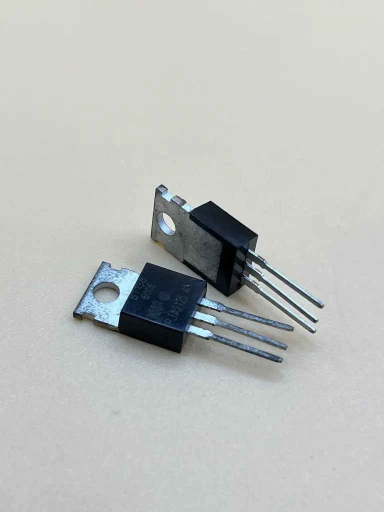 BT138-600E thyristor