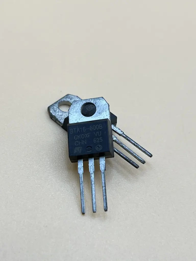 BTA16-600B thyristor
