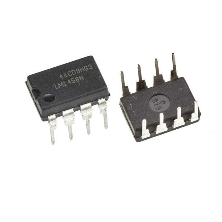 LM1458 dual op amp