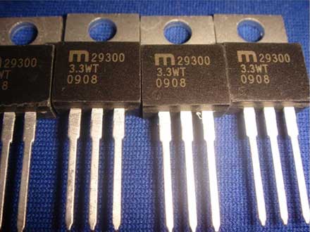 MIC29300-3.3 regulator