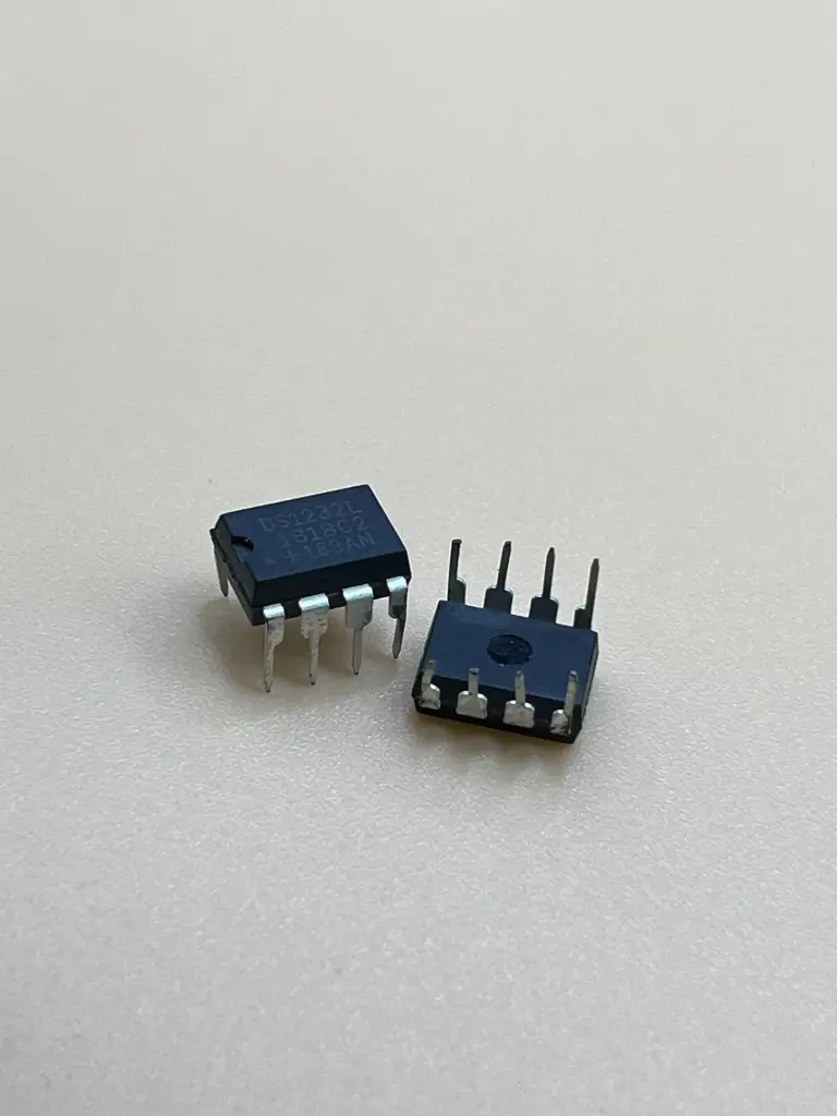 DS1232L