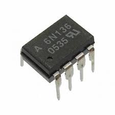6N136 optocoupler