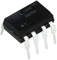 6N135 optocoupler