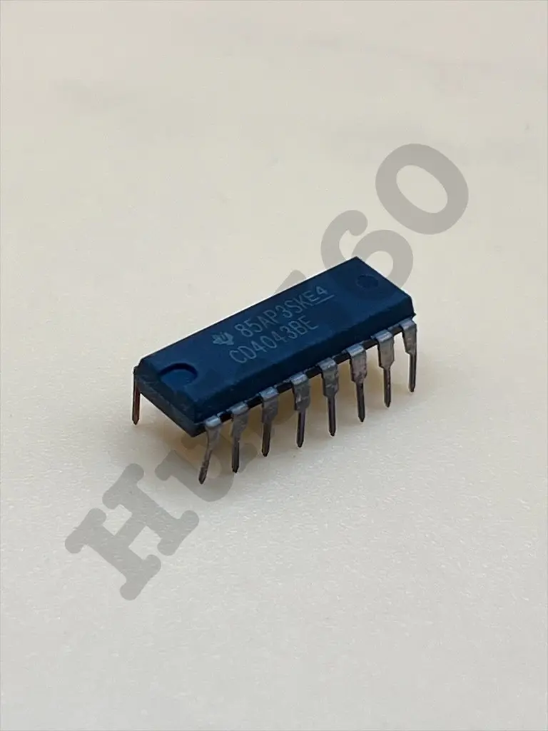 CD4043BE SR tri-state latch / logic chip