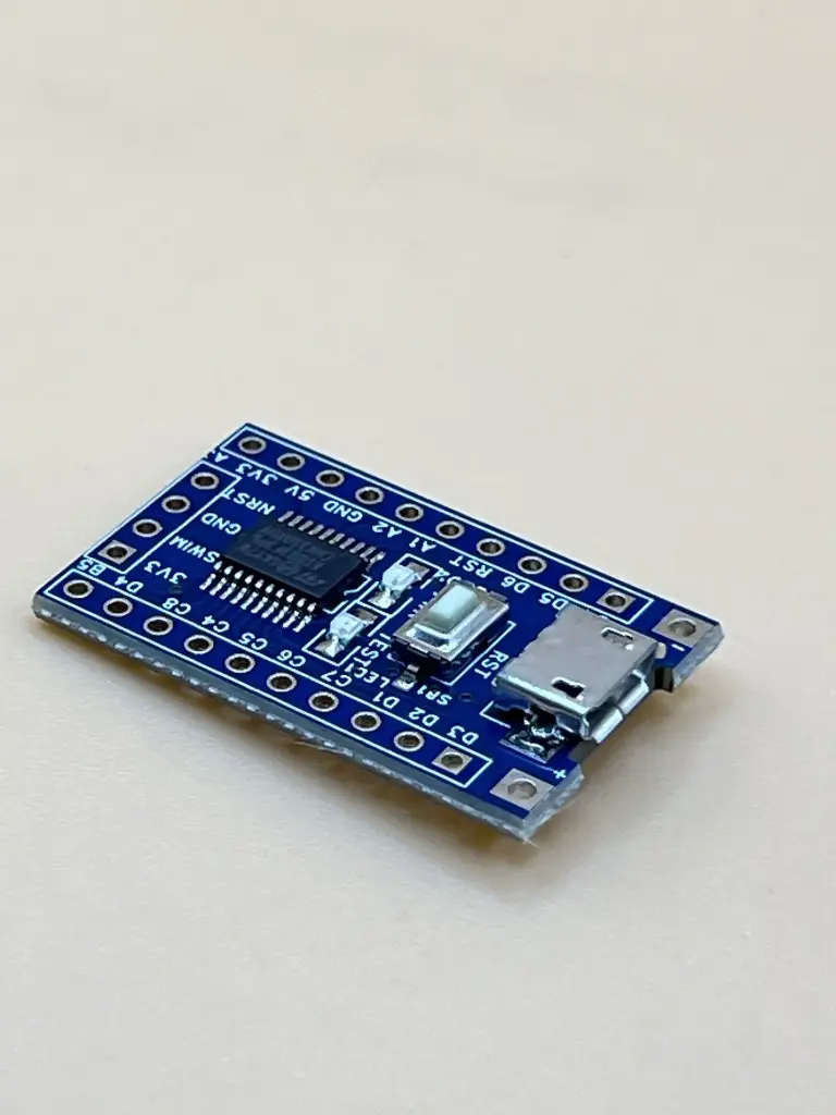 STM32S003F3P6 development board