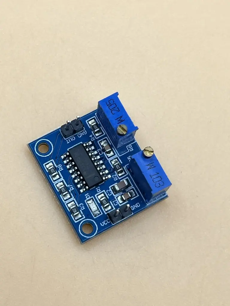 TL494 PWM controller with adjustable Frequency and Duty cycle