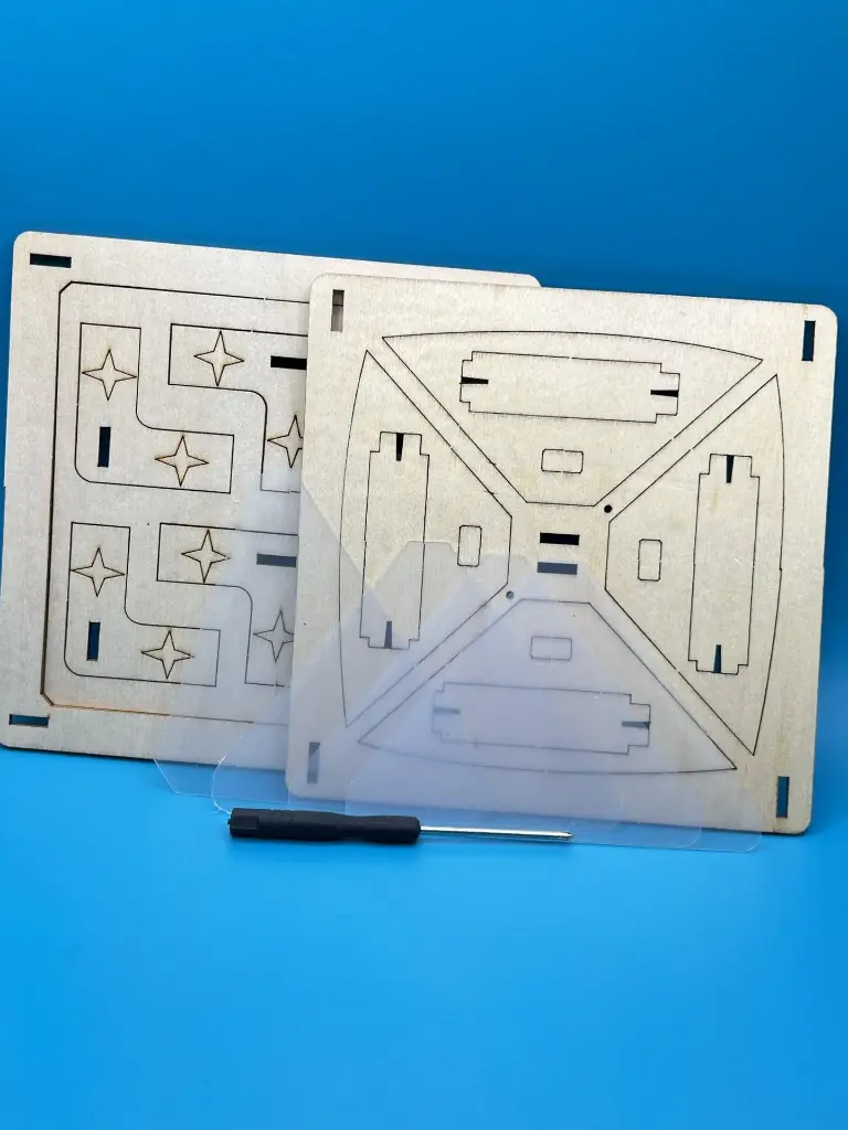 DIY STEM 3D holographic Projector