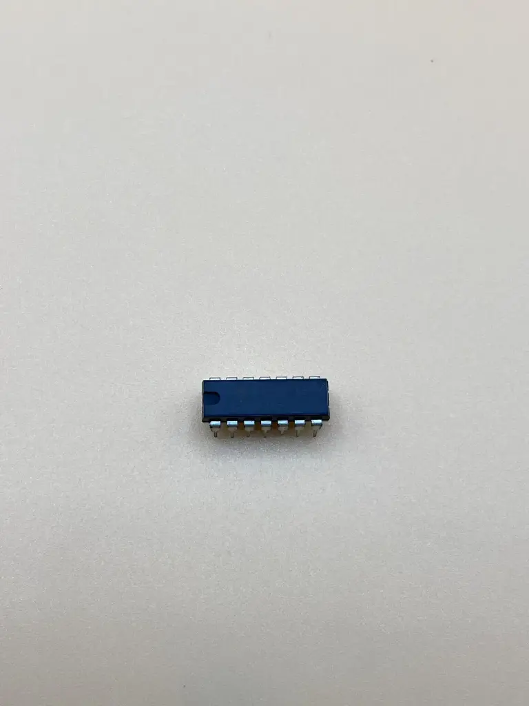 CD4066 Quad Analog switch