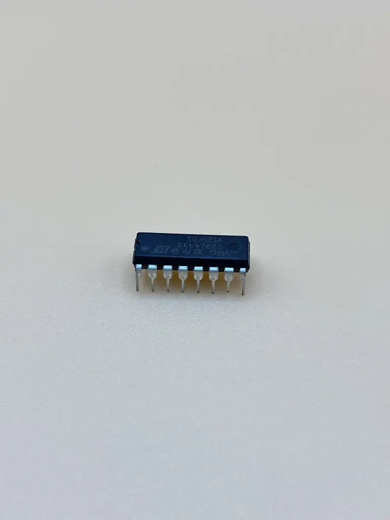 SG3525