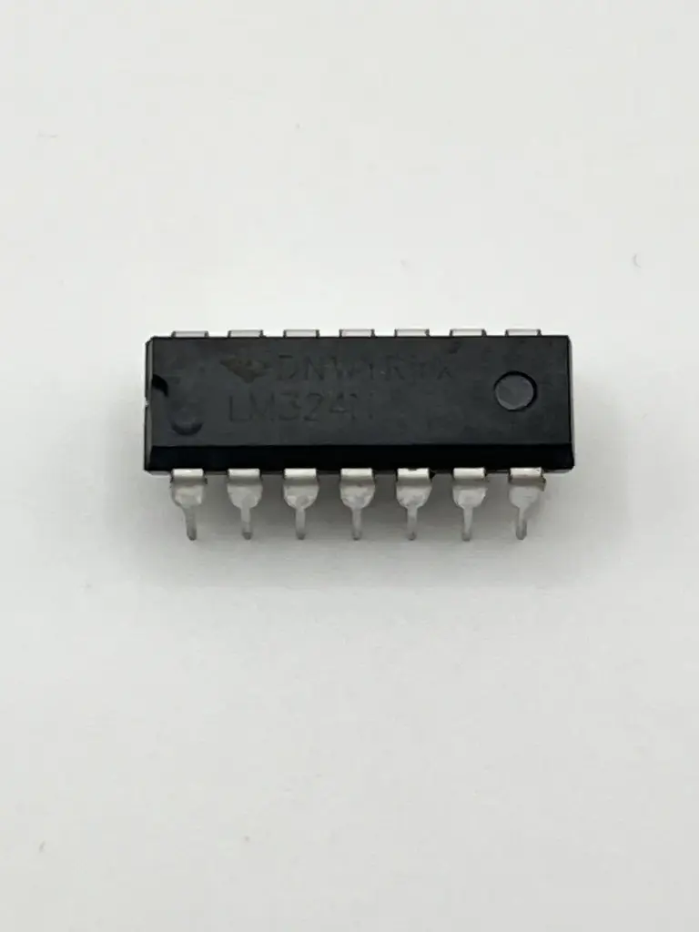 LM324 OpAmp