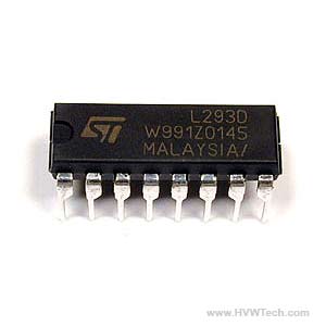 L293 Motor driver IC