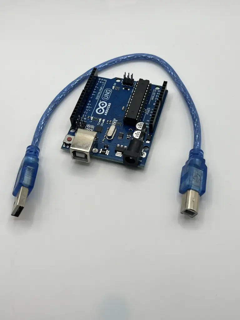 Arduino uno r3 with cable