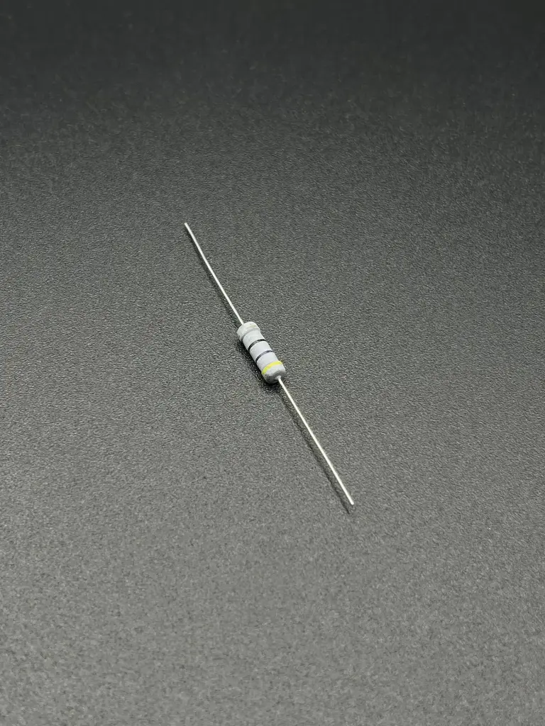 100Ω 1W resistor