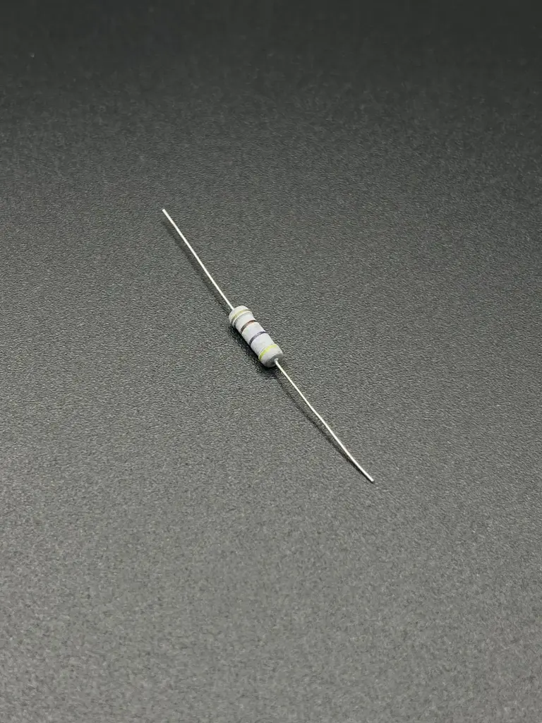 470Ω 1W resistor