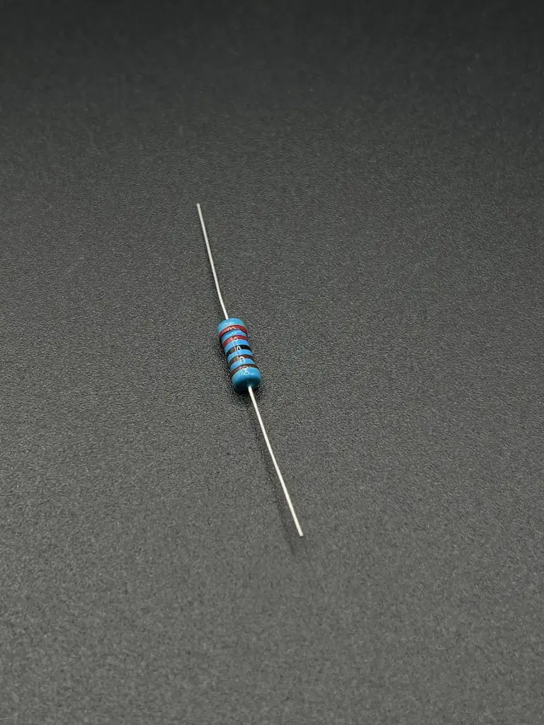 2.2kΩ 1W resistor