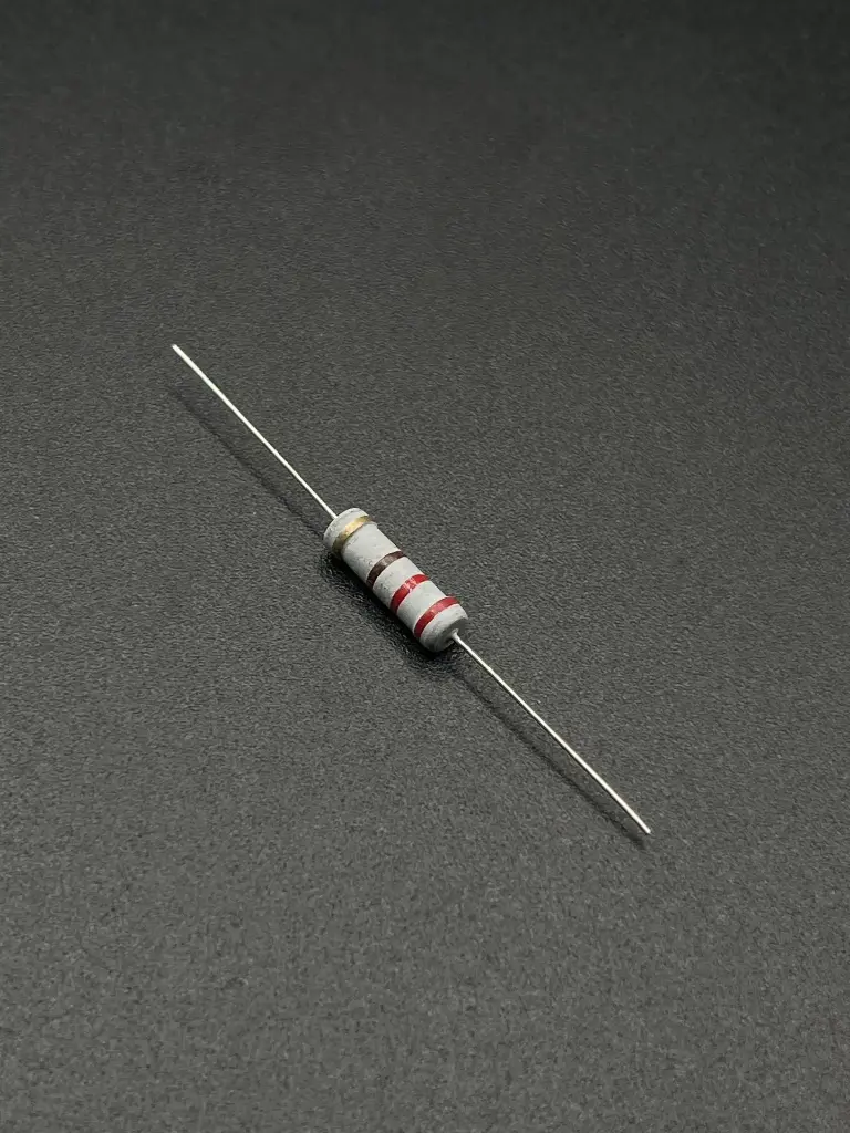 220Ω 2W resistor