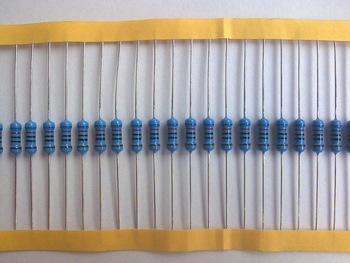 620Ω 1/4W resistor