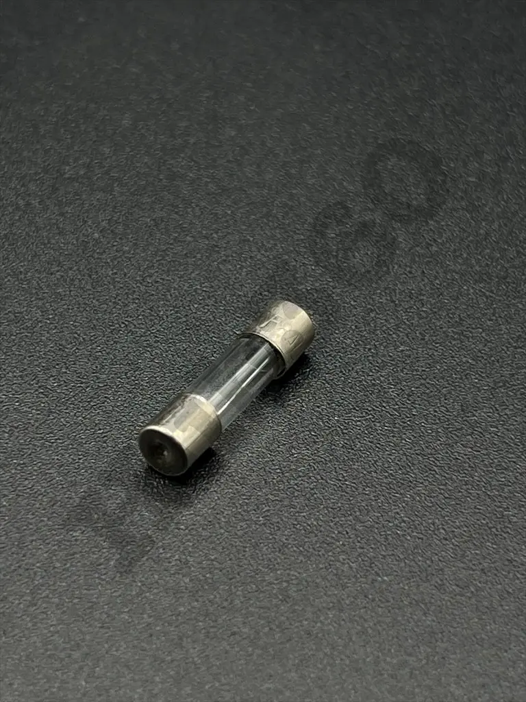 8A 250V fuse