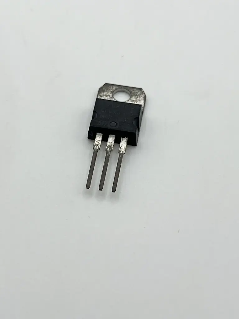 L7824