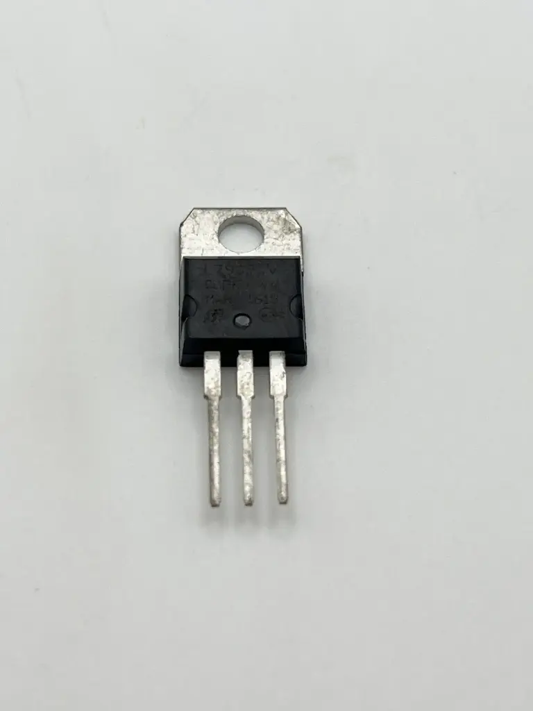 L7905